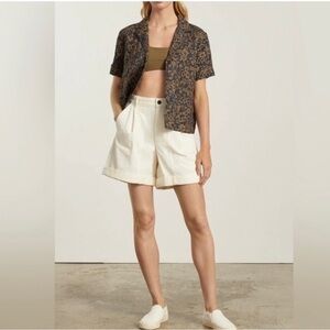 NWT EVERLANE The Tourist Short 6